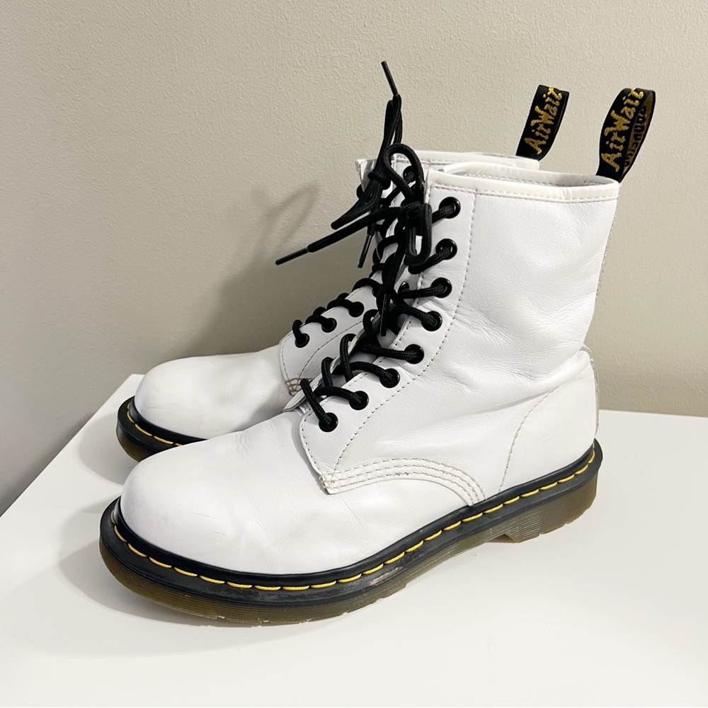 Dr. Martens 1460 Softy T Leather Lace Up Boots in White Size 8